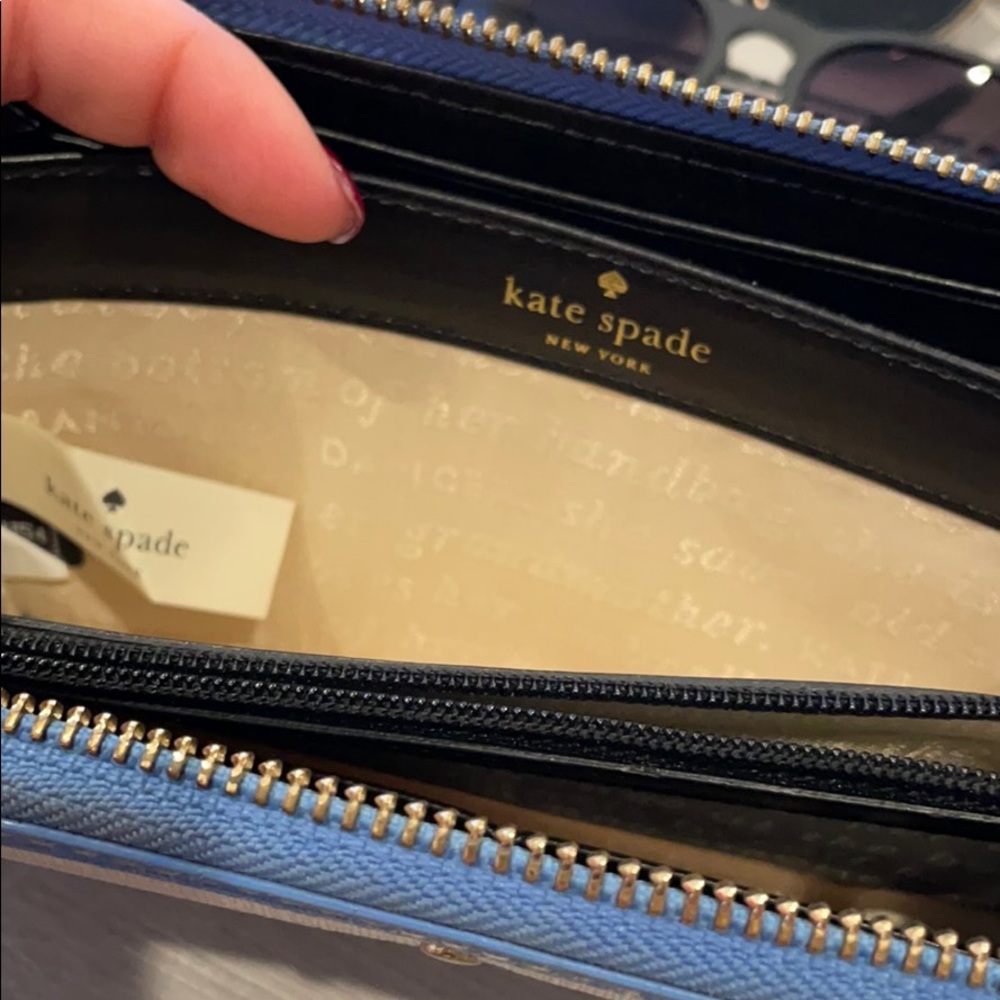 Kate Spade Wallet - Picture 5 of 5
